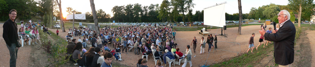 Projection en avant-premire du film AO - Fte de la Prhistoire